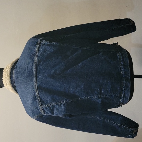 Gap Factory sherpa denim jacket sz L. - Picture 2 of 3